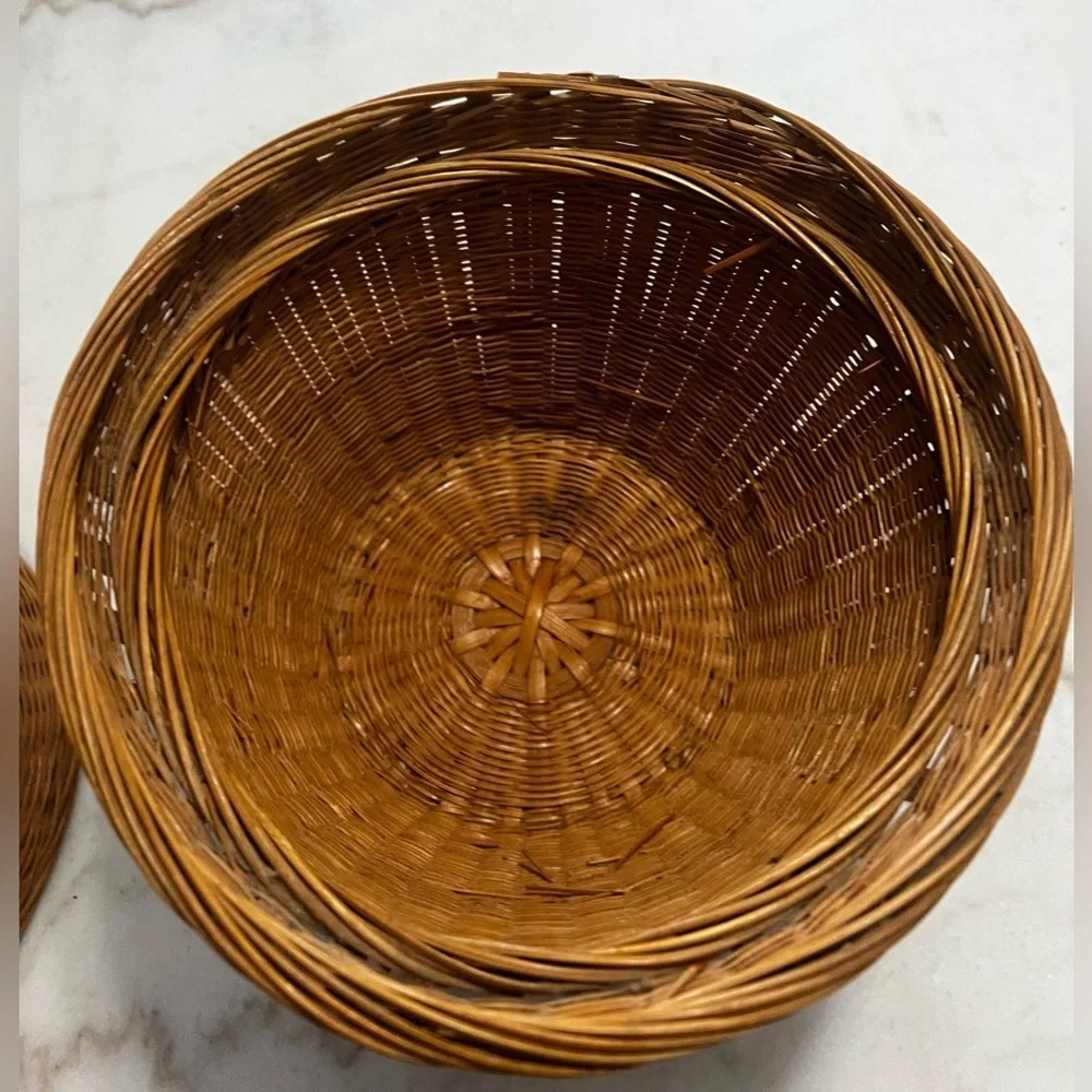 Vintage Chicken Folk Art Wicker Wood Bamboo Lidded Egg Basket Handwoven 1960’s